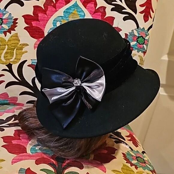 WOOL CLOCHE WITH SATIN RIBBON main image 8
